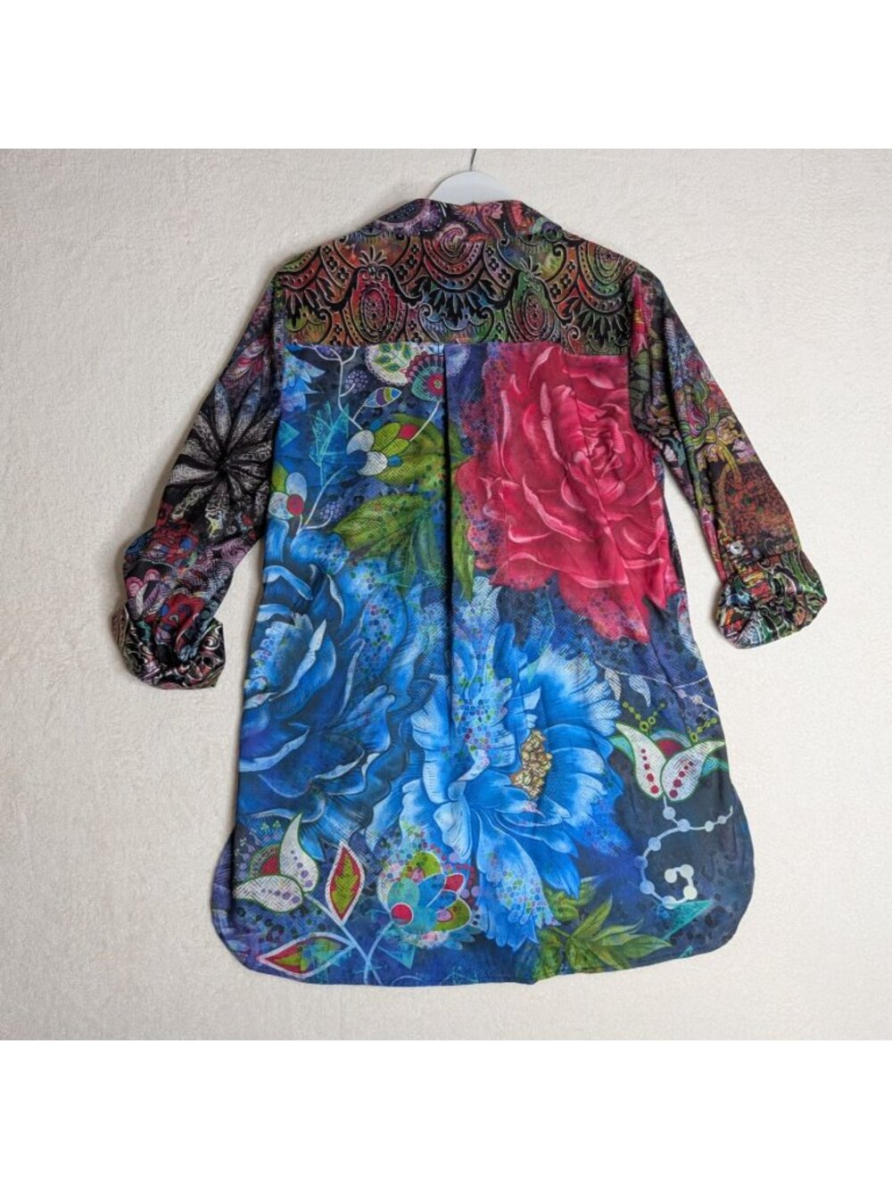 John Mark Mixed Print Satin Sz M Long Slv Button Blouse Tunic Artsy - Picture 11 of 11
